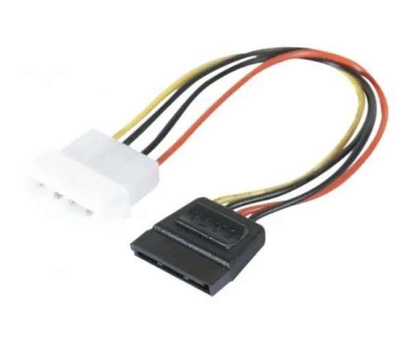 ADAPTATEUR D`ALIMENTATION MOLEX VERS SATA